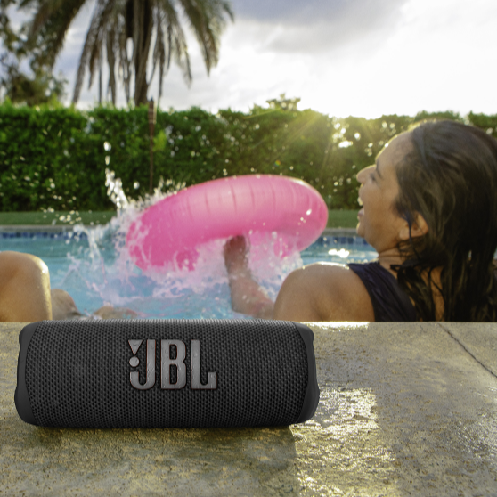 PARLANTE JBL FLIP 6 - Quedan pocas unidades.